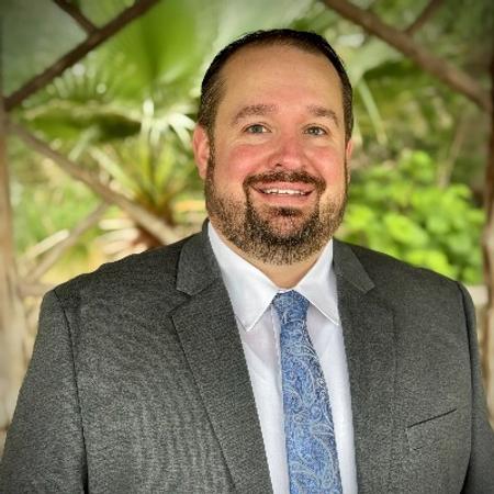 Profile photo of a State Farm Agent named: Justin Meadows