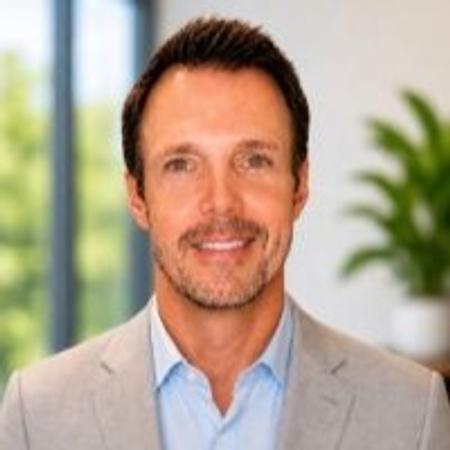 Profile photo of a State Farm Agent named: Glenn Jones