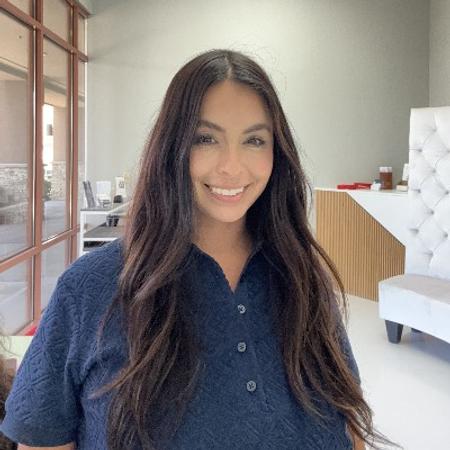 Profile photo of a State Farm Agent named: Danielle Biondo