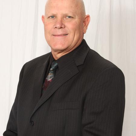 Profile photo of a State Farm Agent named: Mike Podzemny