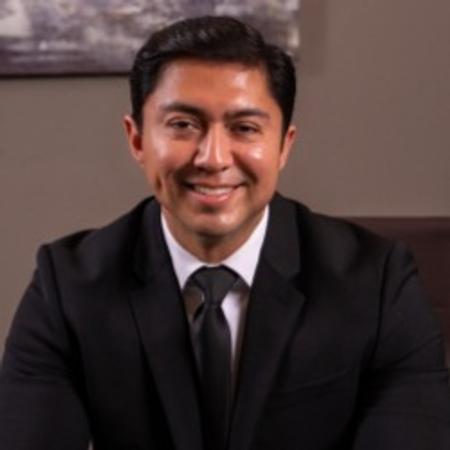 Profile photo of a State Farm Agent named: Luis Estrada