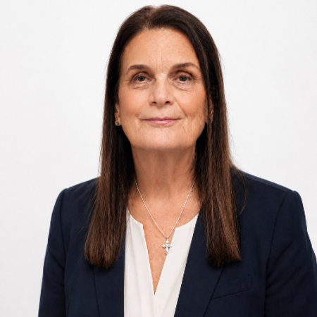 Profile photo of a State Farm Agent named: Linda Tysol