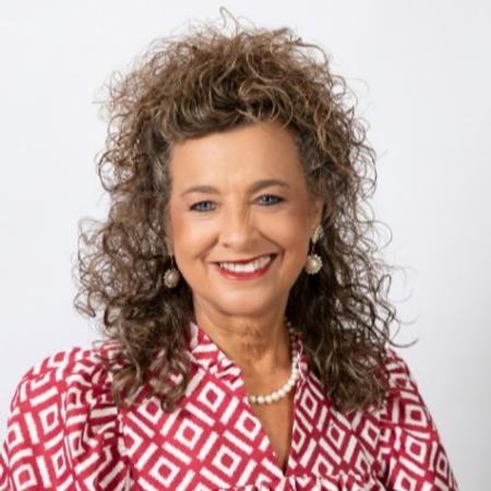 Profile photo of a State Farm Agent named: Lisa Turrentine
