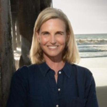 Profile photo of a State Farm Agent named: Cynthia Snyder