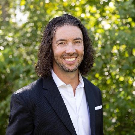 Profile photo of a State Farm Agent named: Tom Dickey