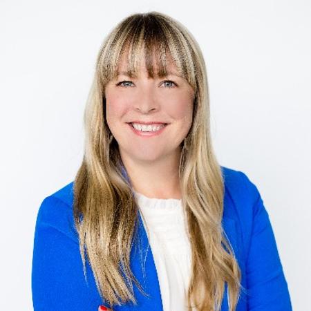 Profile photo of a State Farm Agent named: Kari Taylor