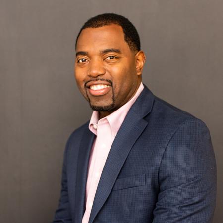 Profile photo of a State Farm Agent named: Ray Givens