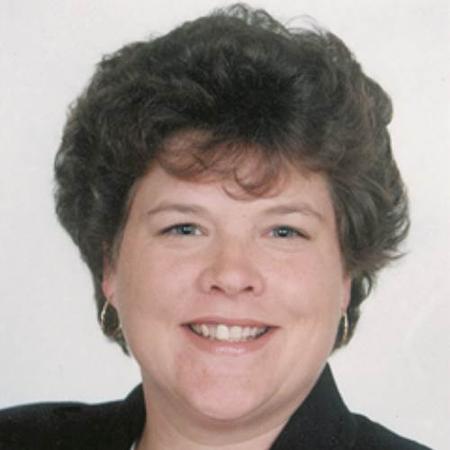 Profile photo of a State Farm Agent named: Julie Sulak