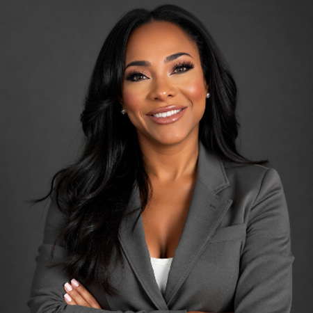 Profile photo of a State Farm Agent named: Shanelle Horton