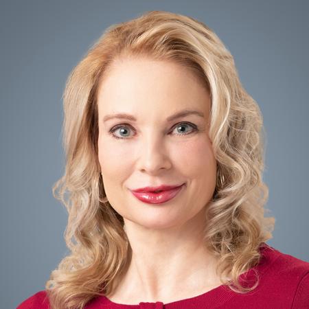 Profile photo of a State Farm Agent named: Syna Lewis