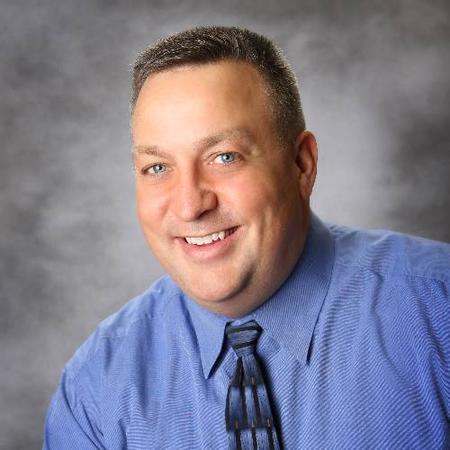 Profile photo of a State Farm Agent named: Brad Marx