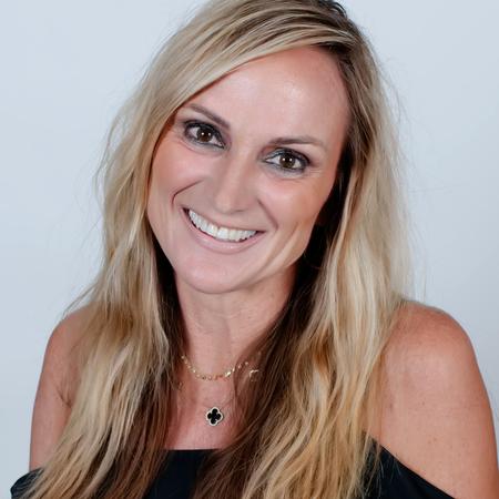 Profile photo of a State Farm Agent named: Andrea Bradshaw