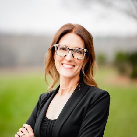 Profile photo of a State Farm Agent named: Mary Elizabeth Burgess