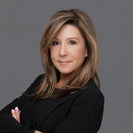 Profile photo of a State Farm Agent named: Jean Stewart