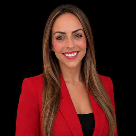 Profile photo of a State Farm Agent named: Stefanie Bustillo