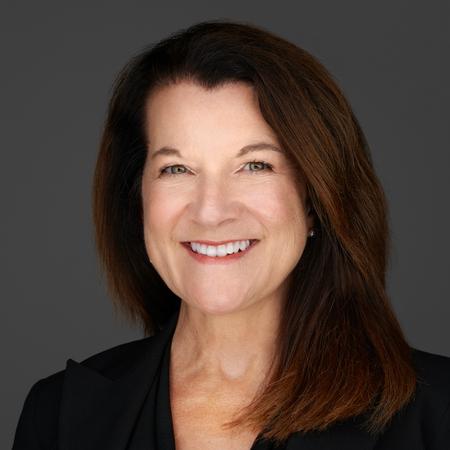 Profile photo of a State Farm Agent named: Renee Langdon