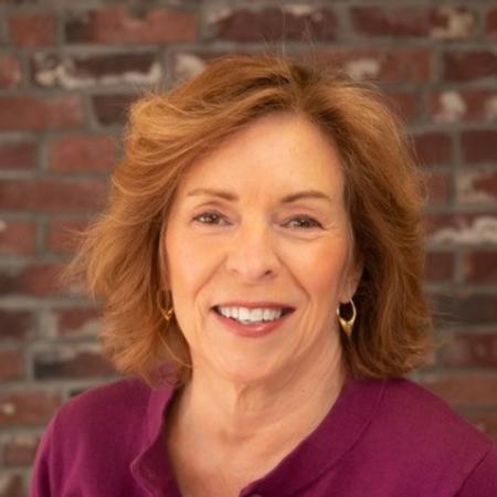 Profile photo of a State Farm Agent named: Peg Poulin
