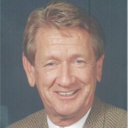 Profile photo of a State Farm Agent named: Chuck Schoolcraft
