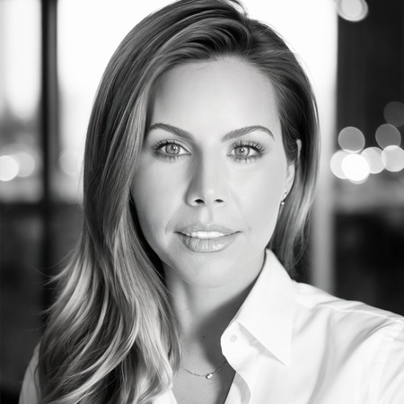 Profile photo of a State Farm Agent named: JoAnn Cuevas