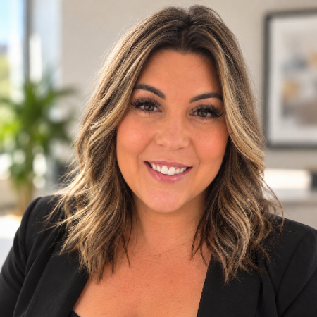 Profile photo of a State Farm Agent named: Bekah Mackenzie