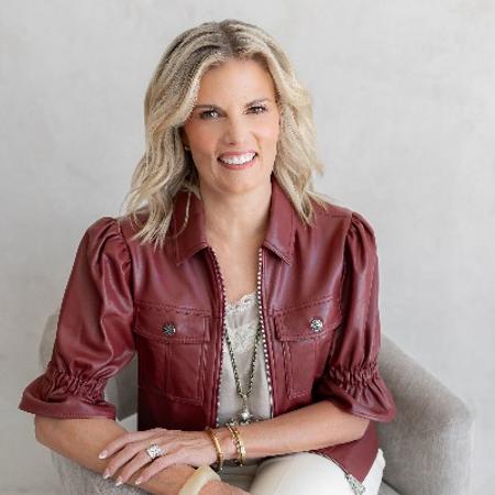 Profile photo of a State Farm Agent named: Jana Barr