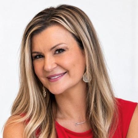 Profile photo of a State Farm Agent named: Merrie Connon