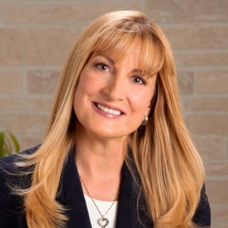 Profile photo of a State Farm Agent named: Ellie Mills