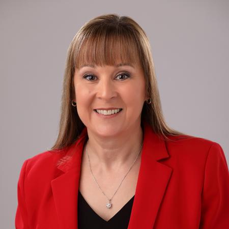 Profile photo of a State Farm Agent named: Kim Varnadore