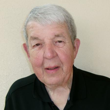 Profile photo of a State Farm Agent named: Bob Hollingsworth
