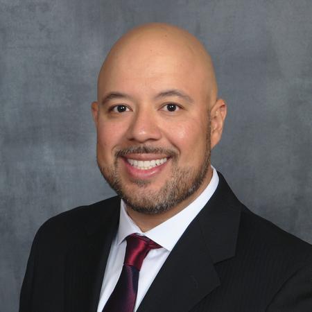 Profile photo of a State Farm Agent named: Alejandro Pizarro