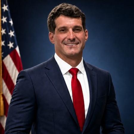 Profile photo of a State Farm Agent named: Ryan Rayburn