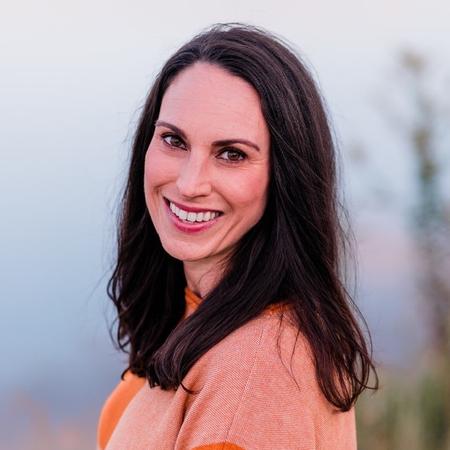 Profile photo of a State Farm Agent named: Jolie Hornung