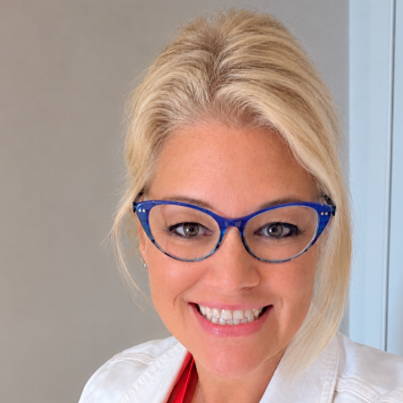 Profile photo of a State Farm Agent named: Carinne Leisey-Gulati
