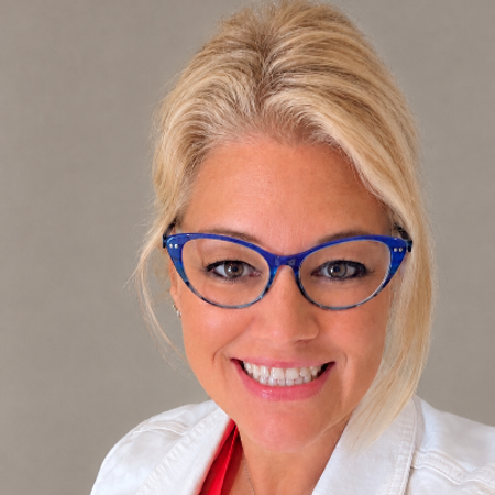 Profile photo of a State Farm Agent named: Carinne Leisey-Gulati