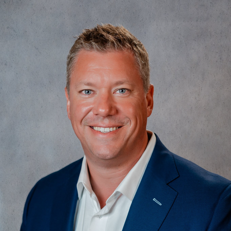 Profile photo of a State Farm Agent named: Robert Garner