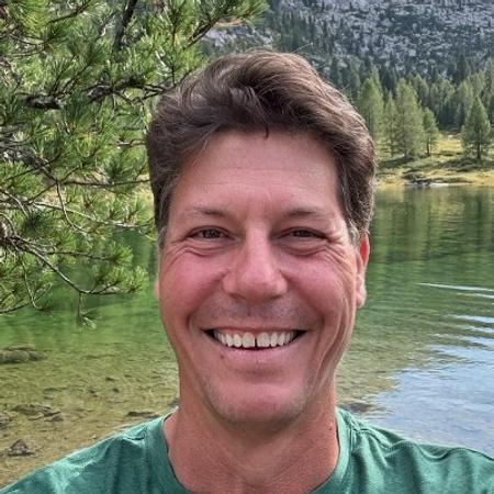 Profile photo of a State Farm Agent named: Chris Umbel