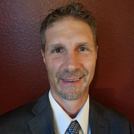 Profile photo of a State Farm Agent named: Rob Fox