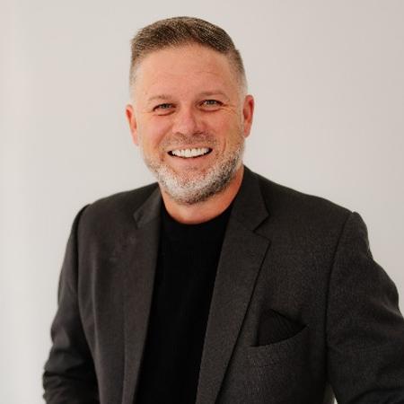 Profile photo of a State Farm Agent named: Mike Lowe