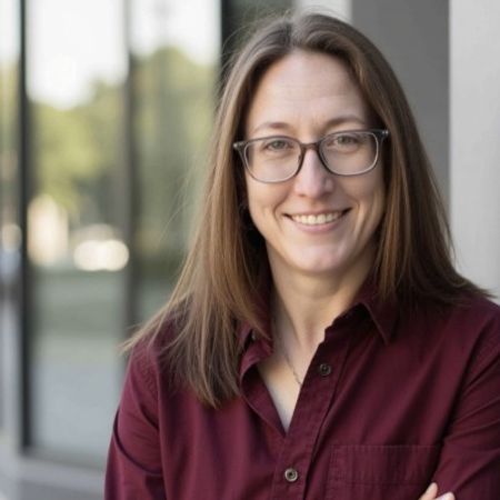 Profile photo of a State Farm Agent named: Ally Fox