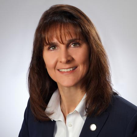Profile photo of a State Farm Agent named: Sharon Stump