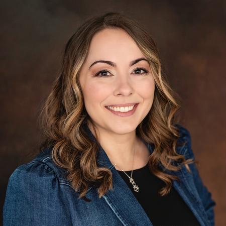 Profile photo of a State Farm Agent named: Liz Dudek