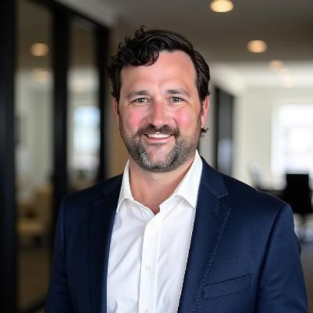 Profile photo of a State Farm Agent named: Ross Garbarino