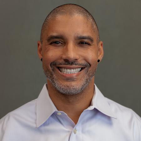 Profile photo of a State Farm Agent named: Derek Spears