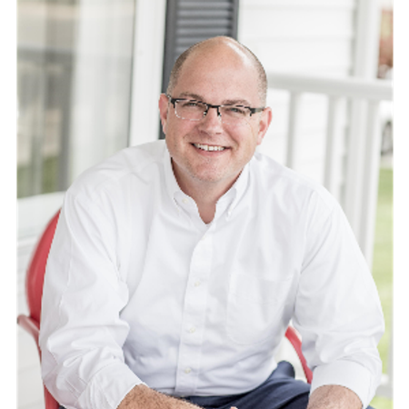 Profile photo of a State Farm Agent named: Zach Bradley
