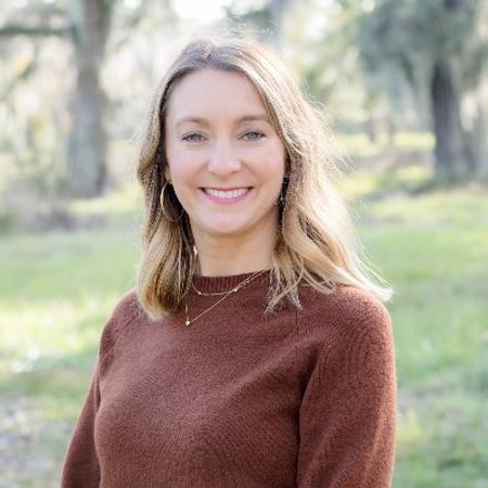Profile photo of a State Farm Agent named: Courtney Gulledge