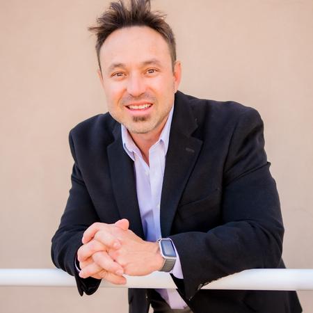 Profile photo of a State Farm Agent named: Paul Gallegos
