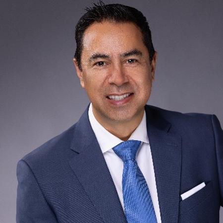 Profile photo of a State Farm Agent named: Ernesto Rincon
