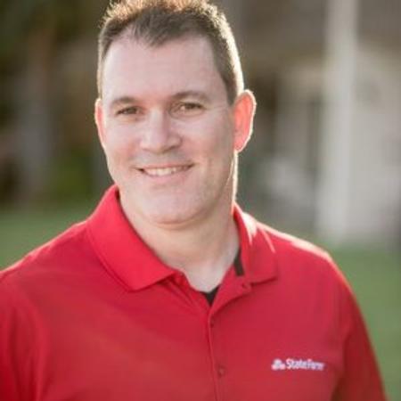 Profile photo of a State Farm Agent named: Alex Peterson-Cross