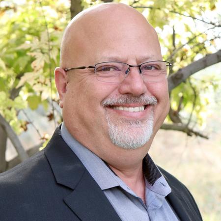 Profile photo of a State Farm Agent named: Mike Hanson
