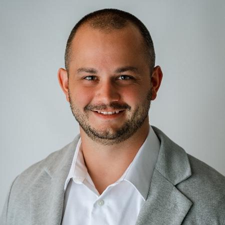 Profile photo of a State Farm Agent named: TJ Hoes